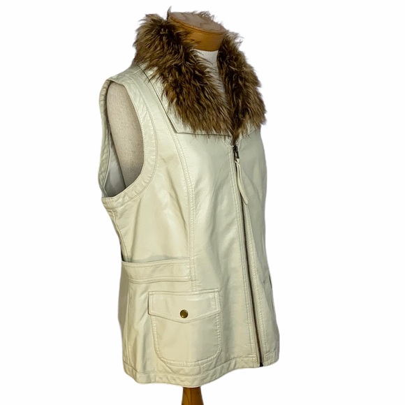 OSO Ivory Faux LeatherVest Removable Collar XL - Picture 5 of 9